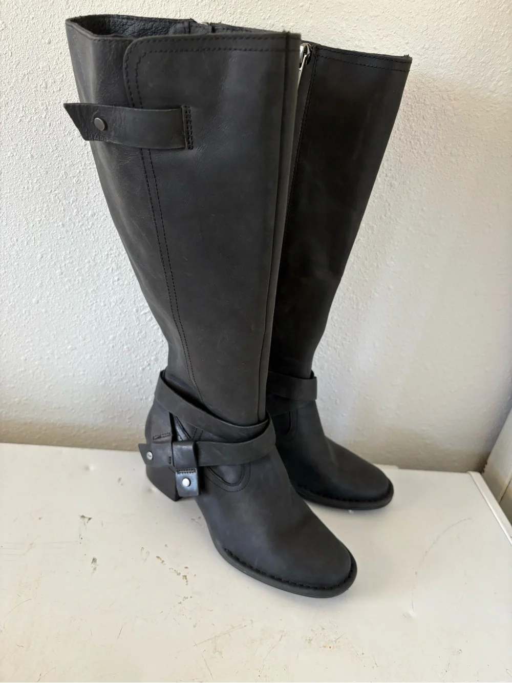 UGG Black Leather Tall Harness Moto Boots Women’s Size 5 – New Without Box